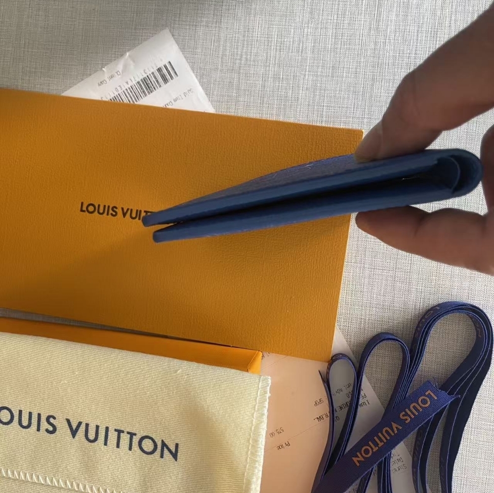 Louis Vuitton Slender Wallet - Picture 5 of 8